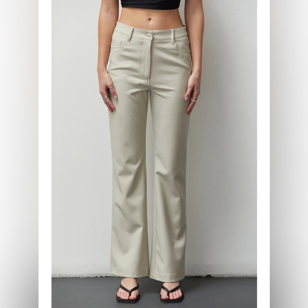Crescent Aurora Pants - Picture 2 of 10